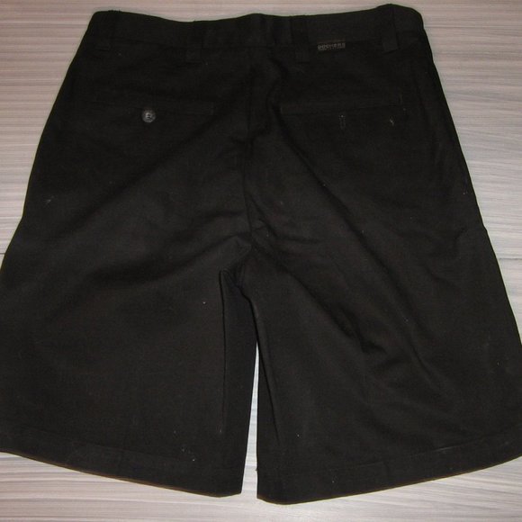 Dockers Ladies Black Shorts Size 30" Waist NWT - Picture 4 of 4